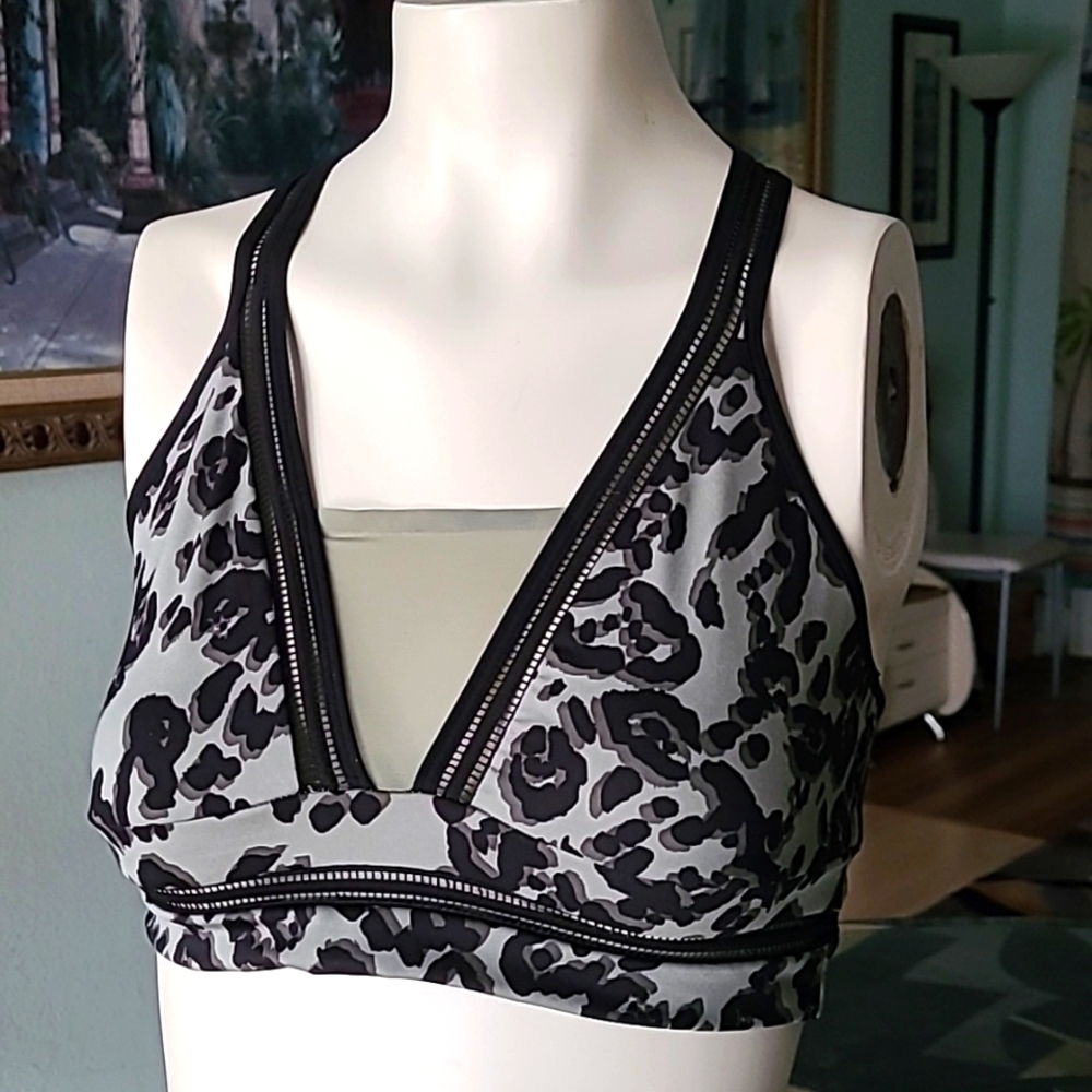 Victoria Secret's Patterned Bralettes ❤️